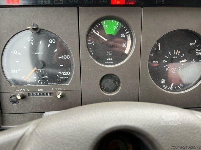 Tornkran Mercedes-Benz 811 K 4x2 811 K 4x2 mit Kran Fassi F65A.21 (BJ.2009)