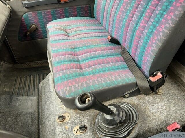 Tornkran Mercedes-Benz 811 K 4x2 811 K 4x2 mit Kran Fassi F65A.21 (BJ.2009)