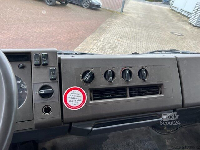 Tornkran Mercedes-Benz 811 K 4x2 811 K 4x2 mit Kran Fassi F65A.21 (BJ.2009)