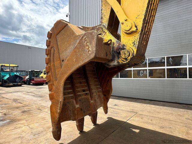Pelle sur chenilles Komatsu PC1250-11E0 - CE certified