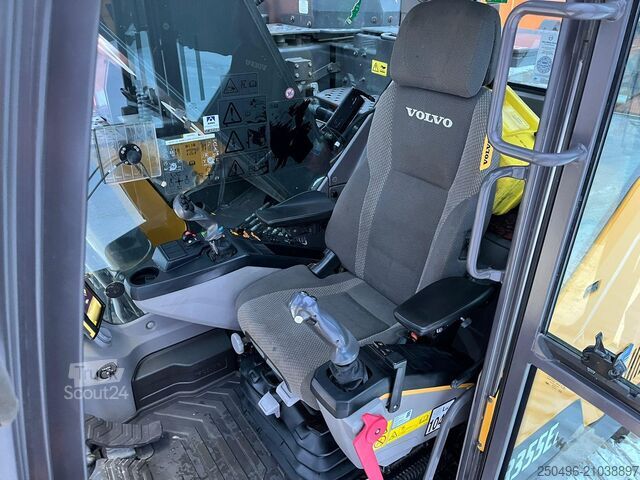 Excavateur sur chenilles Volvo ECR 355 EL 3D / AC / CENTRAL LUBRICATION
