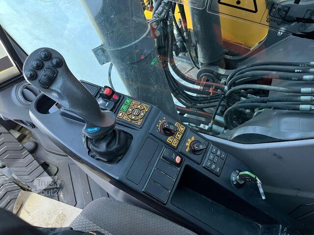 Excavateur sur chenilles Volvo ECR 355 EL 3D / AC / CENTRAL LUBRICATION
