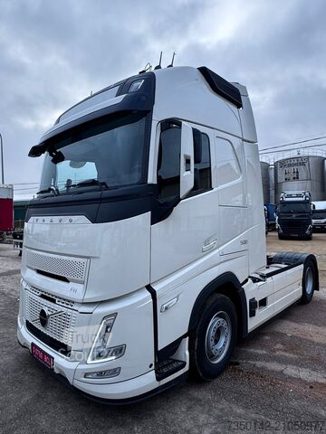 Standaard trekker Volvo FH 500 AERO 26