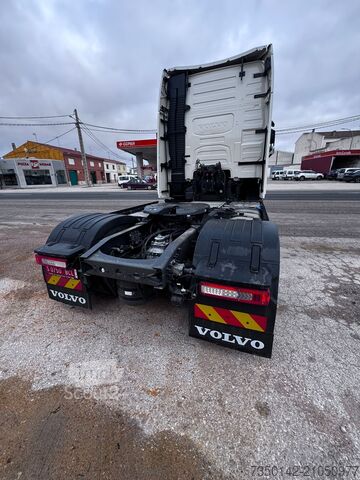 Standaard trekker Volvo FH 500 AERO 26