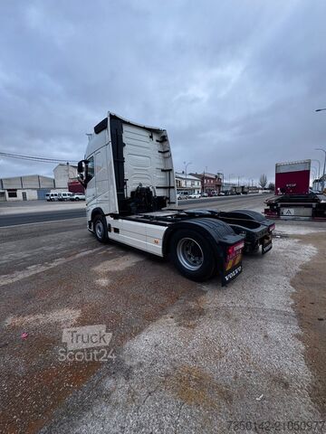 Standaard trekker Volvo FH 500 AERO 26