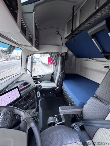 Standaard trekker Volvo FH 500 AERO 26