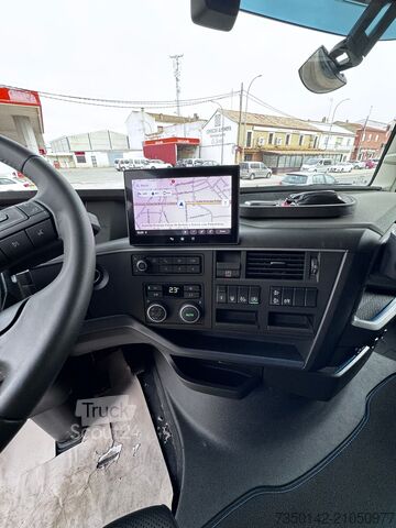 Standaard trekker Volvo FH 500 AERO 26