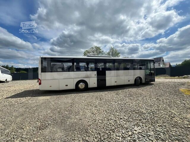 Intercity bus Mercedes-Benz Intouro