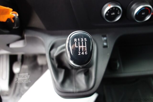 Panelinis furgonas renault Master 2,3 DCI Kasten L2H2 KLIMA/TEMP/AHK/KAMERA