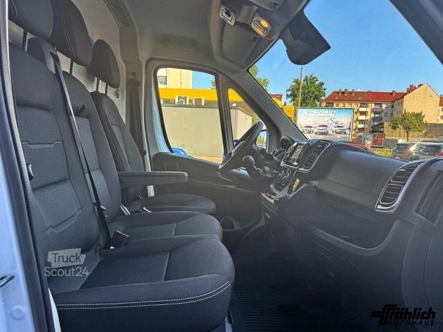 Panel van PEUGEOT Boxer 2.2 BlueHDi 140 L3H2