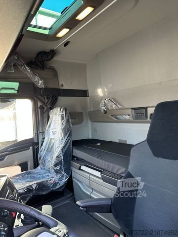 Other MAN TGX 33.520 6x4 BL Fahrgestell  4500mm  SOFORT