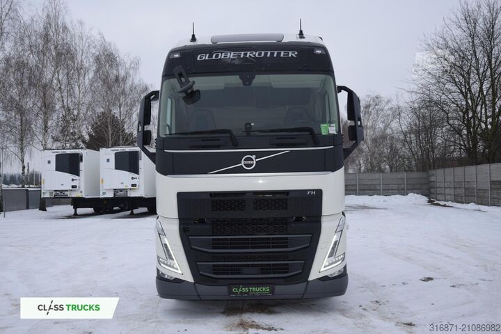Trattore stradale standard VOLVO FH 500 Globetrotter XL Varios