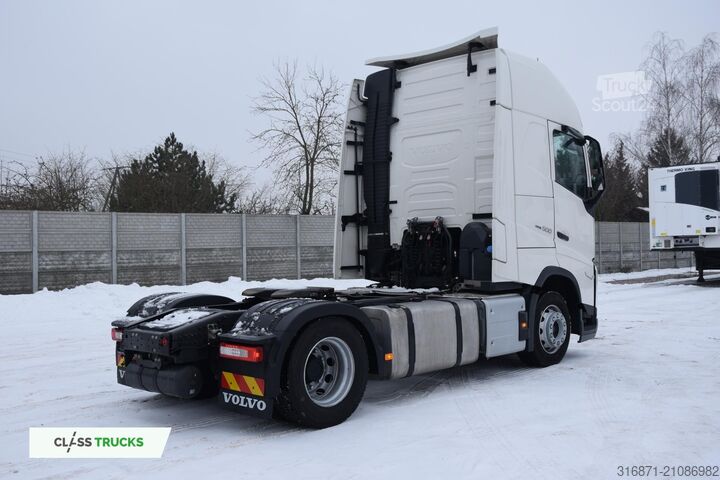 Trattore stradale standard VOLVO FH 500 Globetrotter XL Varios