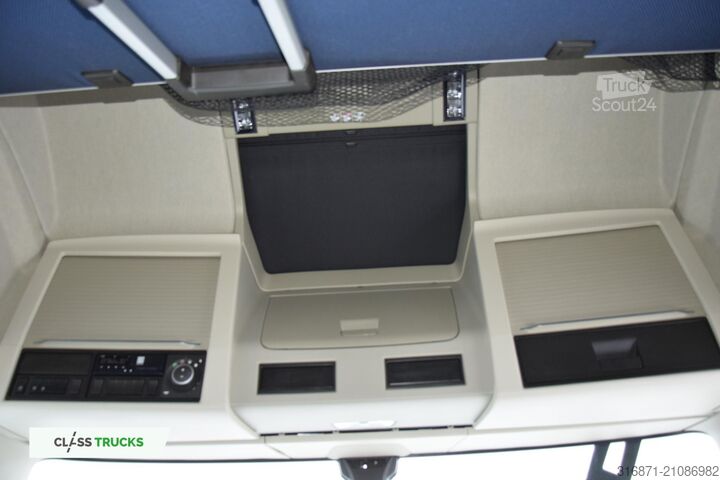 Trattore stradale standard VOLVO FH 500 Globetrotter XL Varios