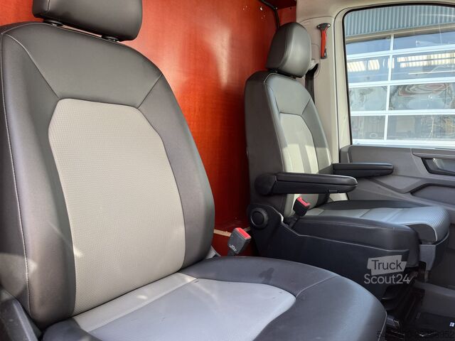 Hochdachkombi Volkswagen Crafter 35 2.0 TDI L3H3/L2H2 Trekhaak 3500kg tr...