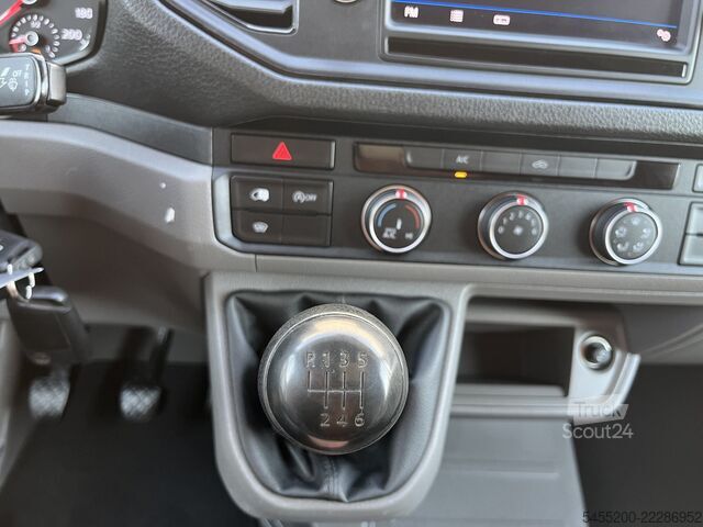 Универсал с высокой крышей VW Crafter 35 2.0 TDI L3H3/L2H2 Trekhaak 3500kg tr...