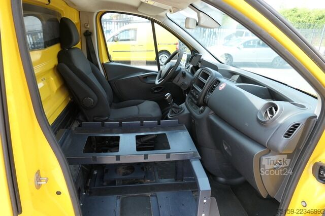 Skåpbil renault Trafic dCi 120 L2H1 3,0t Komfort