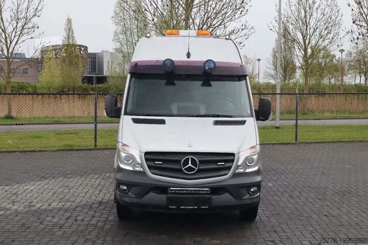 Resväska Mercedes-Benz Sprinter 516 | 4X2 | MOBILE WORKSHOP | WERKSTAT...