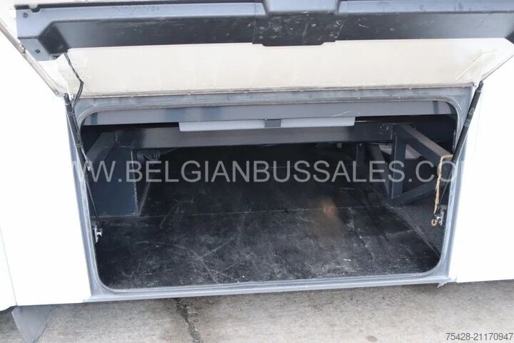 Bus interurbain Iveco Crossway/Airco/Lift / Automatic