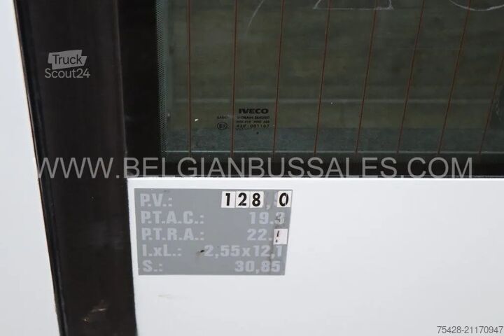 Bus interurbain Iveco Crossway/Airco/Lift / Automatic