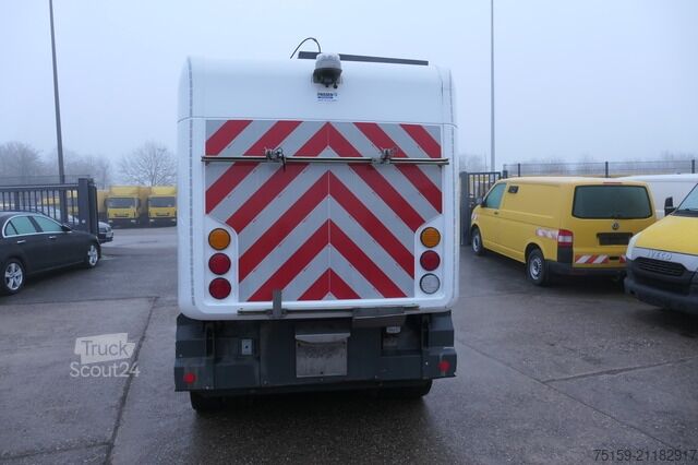 Specialios paskirties sunkvežimis ravo 540 Maxi Kompaktkehrmaschine KLIMA