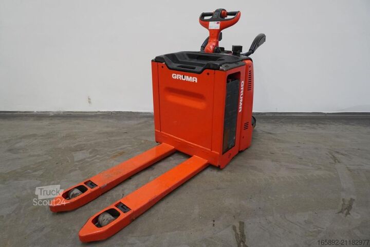 Transpalette électrique à conducteur porté debout Linde T 20 AP 131