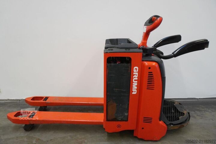 Transpalette électrique à conducteur porté debout Linde T 20 AP 131