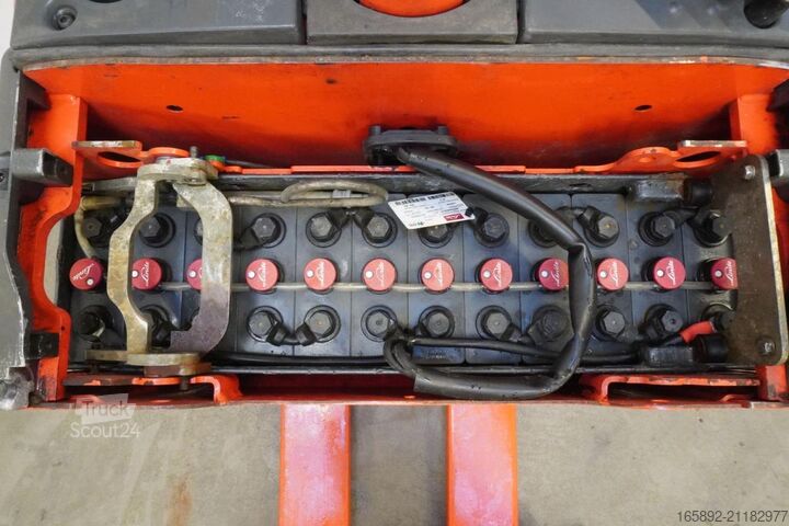 Transpalette électrique à conducteur porté debout Linde T 20 AP 131