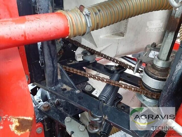 Semoir de précision Horsch MAISTRO 12 CC