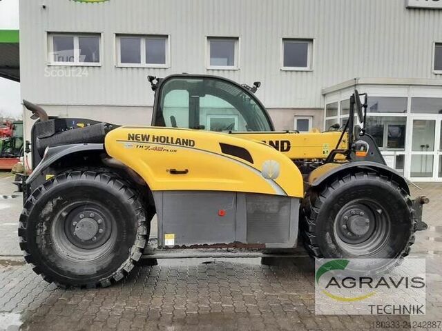 Teleskopinis krautuvas New Holland TH 7.42 PLUS