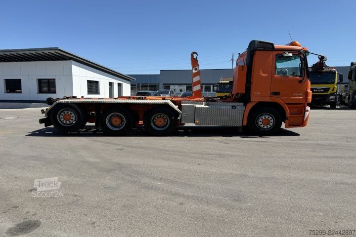 Camión portacontenedores de gancho Mercedes-Benz Actros 3248 8x2 Multilift / Swiss-Vehicle