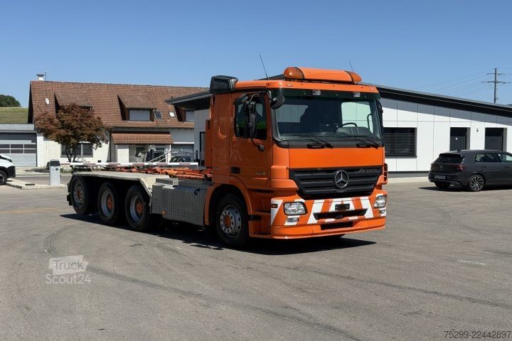 Camión portacontenedores de gancho Mercedes-Benz Actros 3248 8x2 Multilift / Swiss-Vehicle