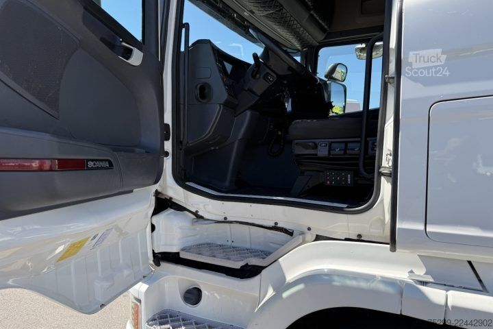 Standardowy ciągnik siodłowy Scania G490 6x2 Hiab 165ZT Holzkrane / Swiss-Vehicle