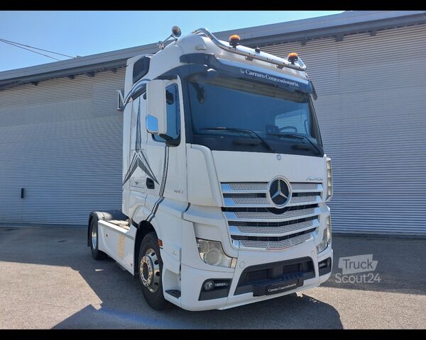 Standard trekkvogn MERCEDES-BENZ Actros 4 18 4x2 - actros 1853 LS flat cab. .2,5 Euro V