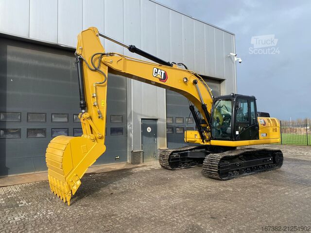 Crawler excavator Caterpillar 323D3