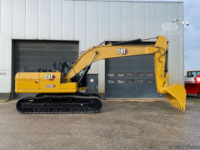 Crawler excavator Caterpillar 323D3