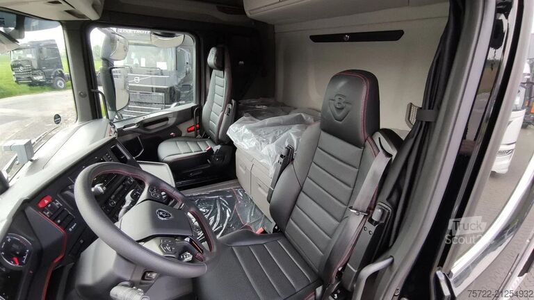 Timber transporter Scania R590 6x4 Kurzholz TAJFUN LIV oder EPSILON