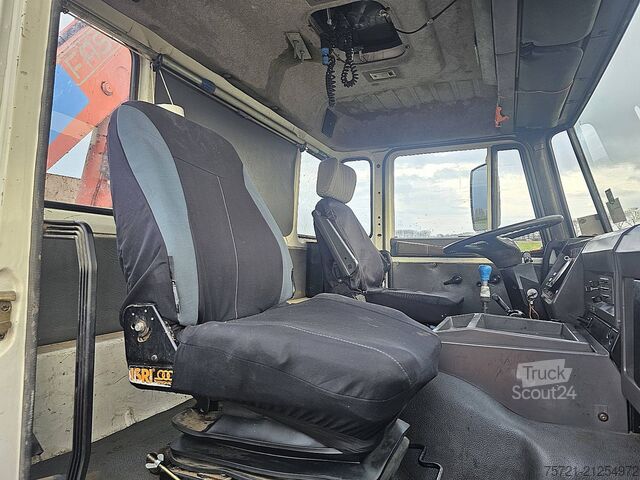 Wywrotka z dźwigiem DAF 2300 TURBO FRENCH TIPPER CRANE