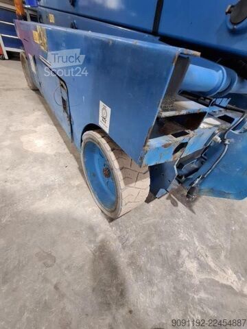 Šķēres lifts Genie GS-4047