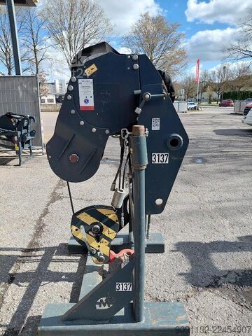 Be- und Entlademaschine Magni W5 WINCH 5 T ATT-02-019