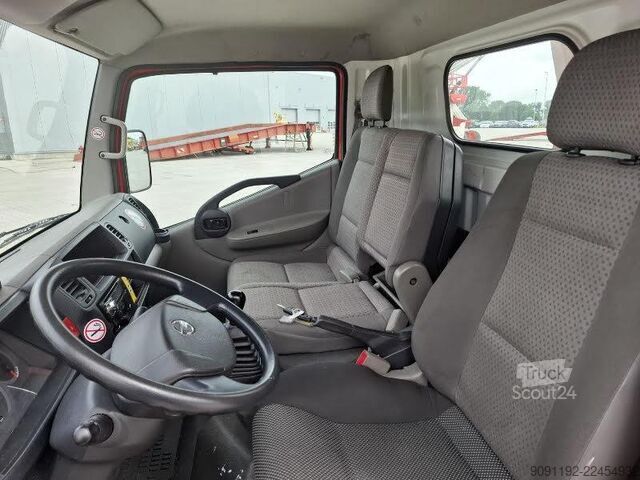 Nákladné vozidlo s pracovnou plošinou Ruthmann TB 270 / NISSAN CABSTAR