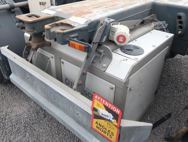 Poluprikolica za izmjenjive sanduke D-Tec VCC-01/FT LS S Mittelausschub 2x Lift Genset