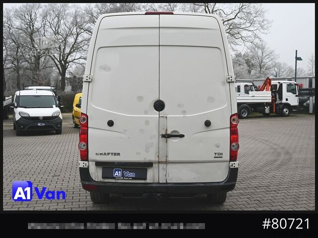 Фургон с высокой крышей VOLKSWAGEN Crafter 35 L2H2 Kastenwagen, Klima, AHK