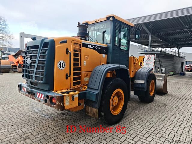 încărcător Hyundai HL730-9A