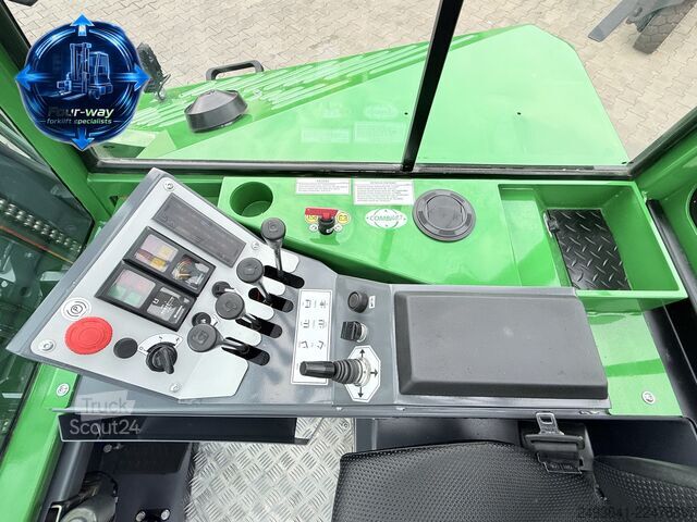 Vierwegvorkheftruck Combilift CB4000 GAS TRIPLEX 6800 POSITIONER CABIN