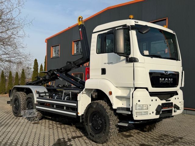 Abrollkipper MAN 26.440 6x6 Abrollkipper Hiab Multilift