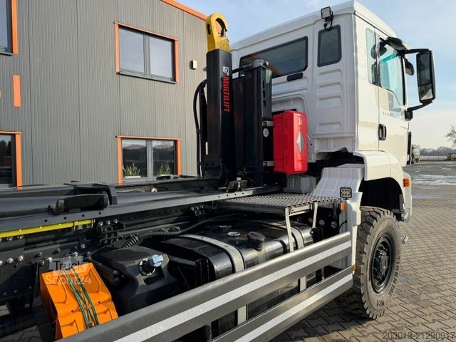 Abrollkipper MAN 26.440 6x6 Abrollkipper Hiab Multilift