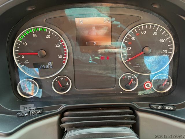 Abrollkipper MAN 26.440 6x6 Abrollkipper Hiab Multilift