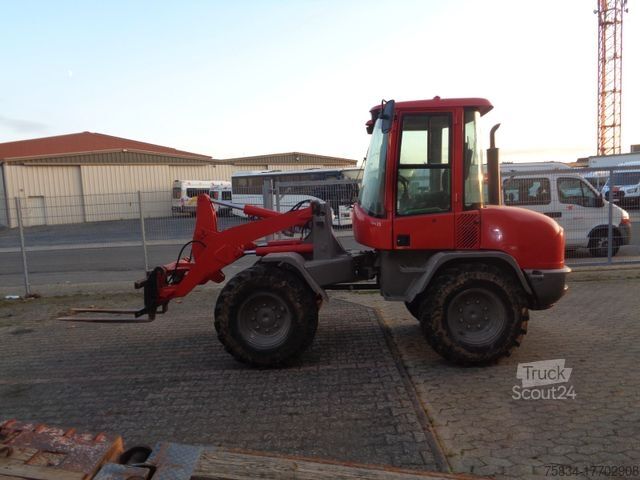 Încărcător pe roți VOLVO L 30 B - 3.497 STUNDEN