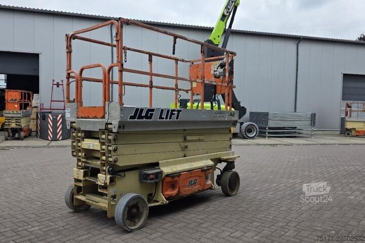 Scherenhebebühne JLG 3246ES Electric, 11.7m Working Height, 320kg Capac